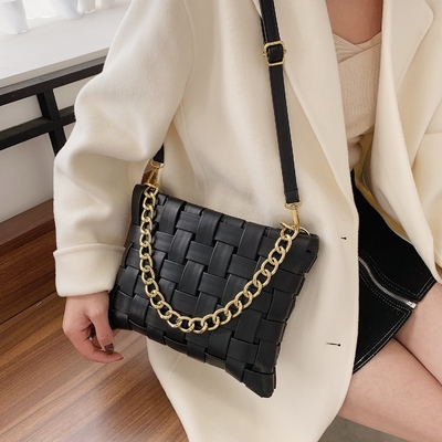 TUTTURA DELLA BORSA PU DONNA BORSA TESTRUZIONE BORSA di tessuto 2024 Primavera sulla nuova versione coreana della moda BORSA di spalla a catena BORSA di corpo