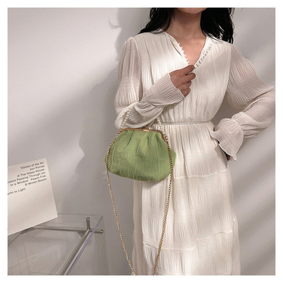 2024 NEW RETRO FAIRY SOLID COLOR PETIT BAG BLANCO BORSA DI MANO PERLA BORSA DI DONNE INFERNO NETTO IN Semplice BORSA di corpo trasversale