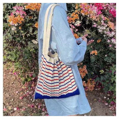 Nuova borsa da spalla letteraria piegata borsa da donna a maglia invernale borsa da moda borsa da donna transfrontaliera