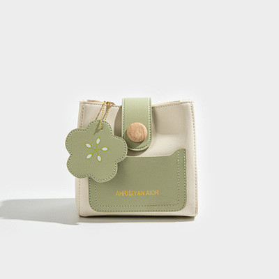 SUMMER FRESH ALL-MATCH BAGGA Moda femminile tendenza avanzata SENSE NICHE DESIGN BUCKET BAGGA CROSSBODY popolare quest'anno