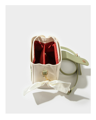 SUMMER FRESH ALL-MATCH BAGGA Moda femminile tendenza avanzata SENSE NICHE DESIGN BUCKET BAGGA CROSSBODY popolare quest'anno
