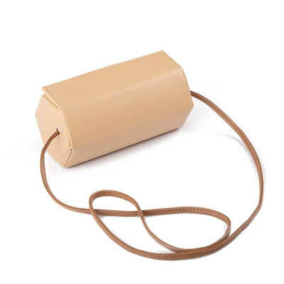 2024 NEW SIMPLE FASHION SMALL BAG NETWORK RED EVERYTHING SINGLE SHOULDER CROSSBODY FEMMALE BAG FASHION NICHE BAG NICHE