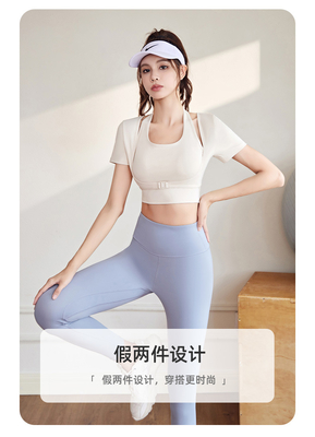 Nuova T-Shirt per la pulizia veloce per lo sport di yoga manica corta manica corta con pettinatura T-Shirt per il fitness