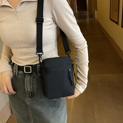 Semplice OXFORD PELLE Casual BACCHETTO PER UOMO Semplice colore solido TELEFONO MOBILE BACCHETTO CON UN'UNICA SPAGLERA