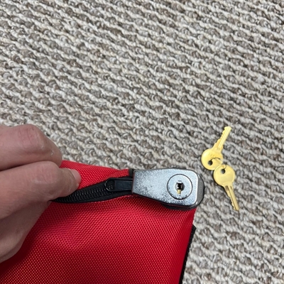 BORSA DI BANCO EXPLOSIVO TRANSFONDARIALE BORSA ZIPPER BORSA ROSSA NYLON BORSA DI Sicurezza BORSA MEDICINA BORSA DI ARMA BORSA AMMO