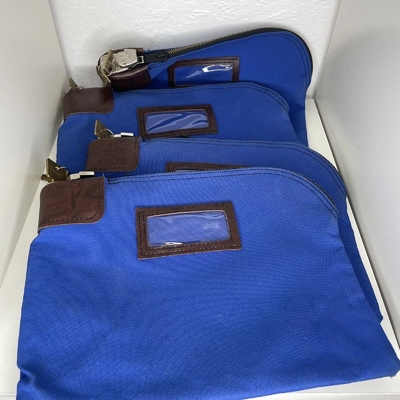 BANCO DI DEPOSITO ZIPPER BACCO CON DUE CIEVE BACCO ID BILL BACCO BANCO BACCO DISPONTO