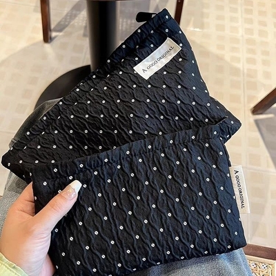 POLKA DOT BLACK MAKEUP BAG SWEET SKINCARE STOCKING BAG CARRYING PORTABLE MONEY BORSA di viaggio lavaggio