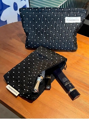 POLKA DOT BLACK MAKEUP BAG SWEET SKINCARE STOCKING BAG CARRYING PORTABLE MONEY BORSA di viaggio lavaggio