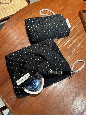POLKA DOT BLACK MAKEUP BAG SWEET SKINCARE STOCKING BAG CARRYING PORTABLE MONEY BORSA di viaggio lavaggio