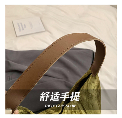 Nuovo stile cinese grande capacità borsa ascellare tendenza nuova moda borsa medievale spalla borsa femminile minoranza commuter Tote