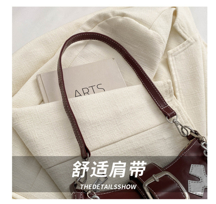 Borsa da braccio di alta qualità Nuova moda femminile autunno e inverno NICHE moda tutto retro catena di passeggeri spalla e spalla