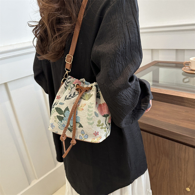NEW CHINESE NAZIONALE VENTO ARMILLA BUCKET BACKET semplice moda tendenza estate nuovo stile di lino di alta qualità senso singolo spalla