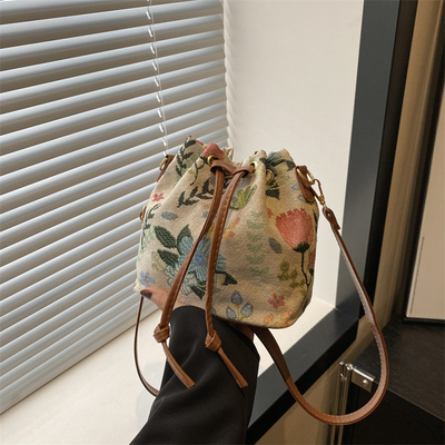 NEW CHINESE NAZIONALE VENTO ARMILLA BUCKET BACKET semplice moda tendenza estate nuovo stile di lino di alta qualità senso singolo spalla