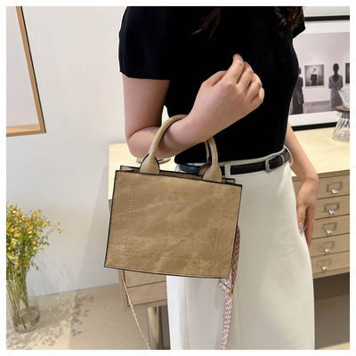 VINTAGE CHIC TEXTURED LETTER TOTE BAG BAG 2024 NUOVA GRANDE Capacità MODA BORSA DI MANO
