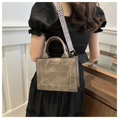 VINTAGE CHIC TEXTURED LETTER TOTE BAG BAG 2024 NUOVA GRANDE Capacità MODA BORSA DI MANO