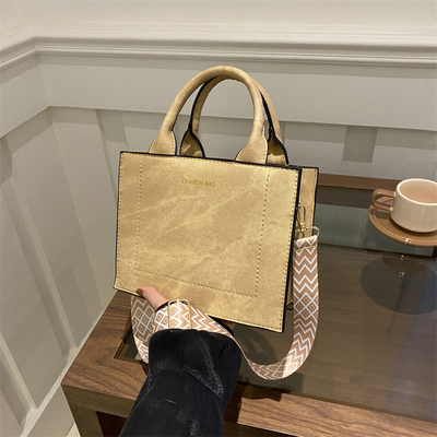 VINTAGE CHIC TEXTURED LETTER TOTE BAG BAG 2024 NUOVA GRANDE Capacità MODA BORSA DI MANO