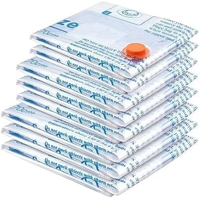 8 PAKETTI VACUUM SACCHI CON PUMPA D'AIR ELETTRICA, 2 JUMBO, 2 GRANDI, 2 MEDI, 2 piccole borse