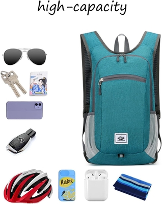Zaino da escursione da 15L Ultraleggero Leggera Zaini da escursione da escursione da pacco resistenti all'acqua Zaino da giorno pieghevole per i viaggi (Grigia)