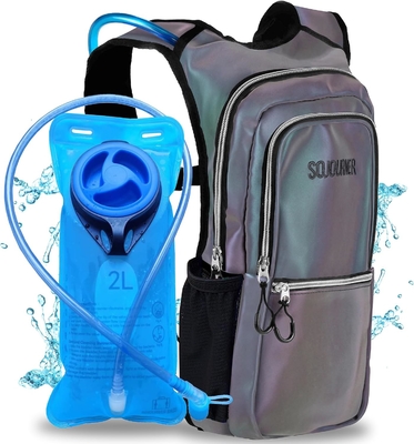 Sojourner Hydration Pack, Hydration Backpack - Water Backpack con 2 litri di vescica idratante, Festival Essential - Rave