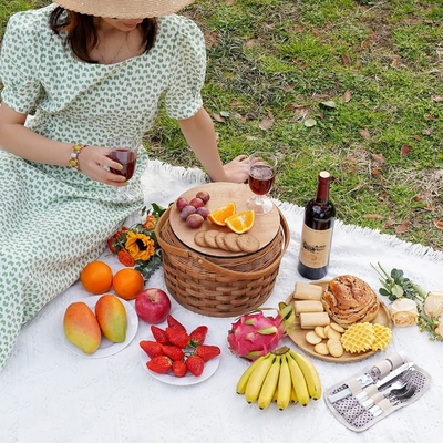 Piccoli cestini da picnic con raffreddatore isolato, cestino da picnic per 2 persone, cestino da legno, con 2 set