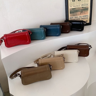 Borsa da spalla piccola per donne Borsa crossbody di tendenza Borse in pelle impermeabile Borse da mano a frizione Borse da design