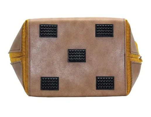 Borsa per corriere resistente al fuoco   Made on order Con la finitura in pelle di tufo, fondo quadrato, maniglie palmate durevoli e incorporato in serratura è sicuramente un prodotto prezioso in ogni ufficio, sala posta o magazzino!