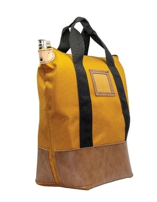 Locking Heavy Duty Courier Bag è progettato per garantire la massima sicurezza! Ideale per spostare i documenti privati, contanti, assegni, posta, ecc. in un posto sicuro.